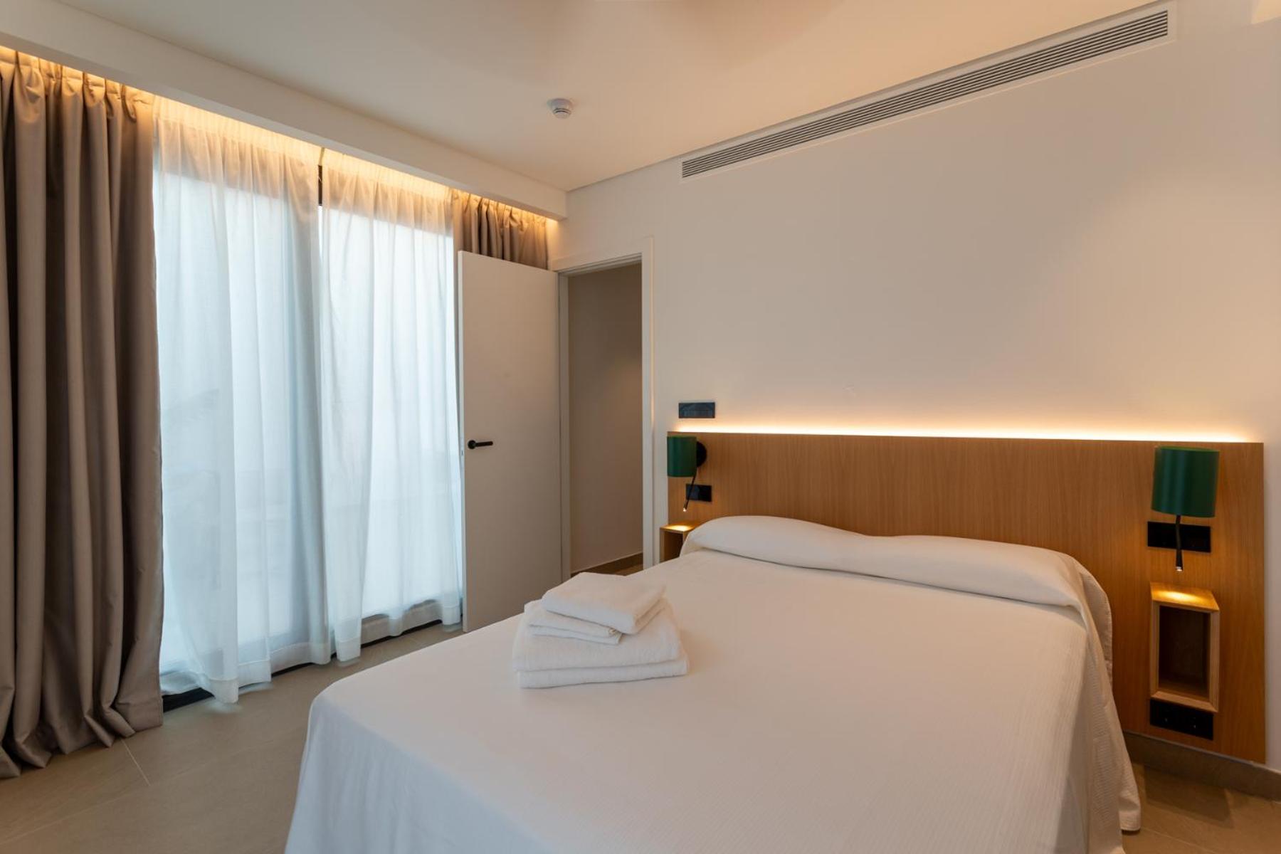 Hotel Apartamentos Hamus Конил-де-ла-Фронтера Екстериор снимка